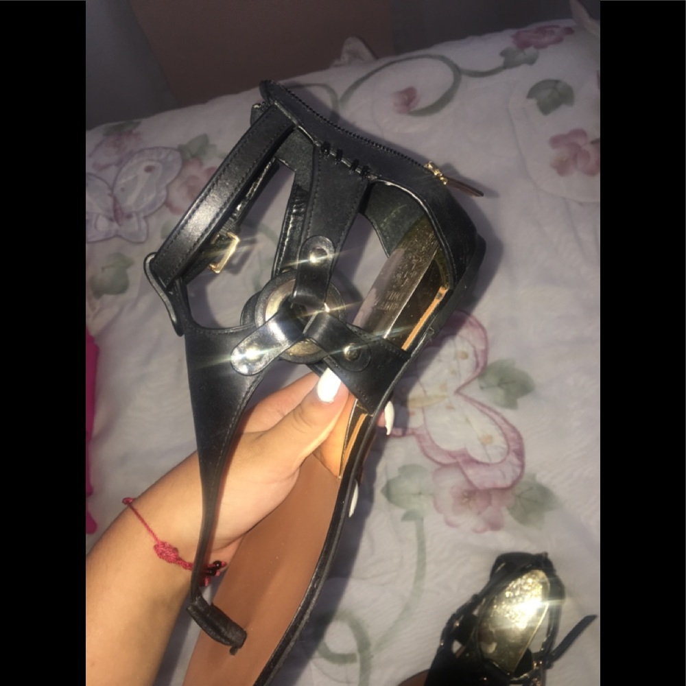 vince camuto sandals